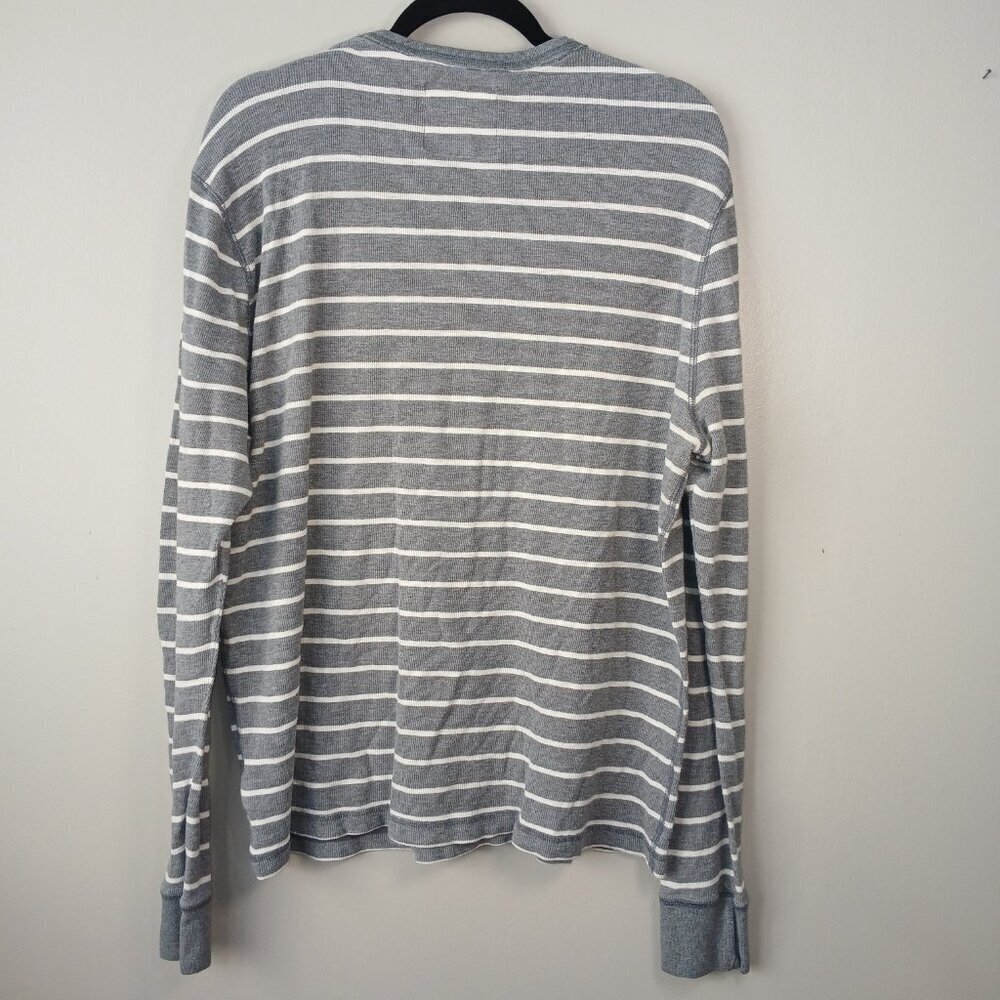 MENS AEROPOSTLE THERMAL PULLOVER, LONG SLEEVE, GRAY WITH WHITE STRIPE, SIZE XL - Picture 5 of 5